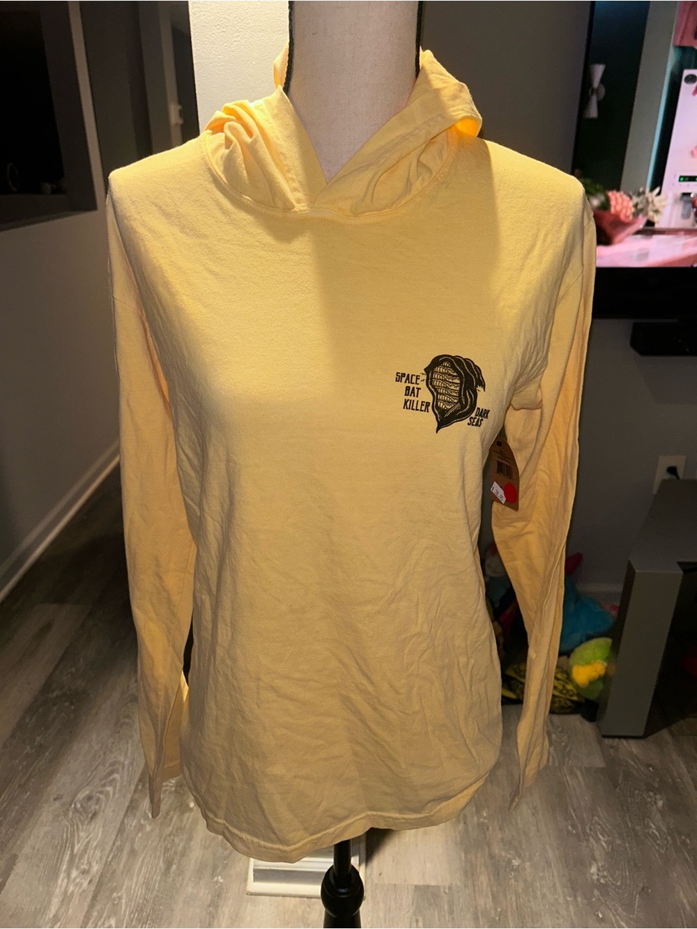 Dark seas pullover